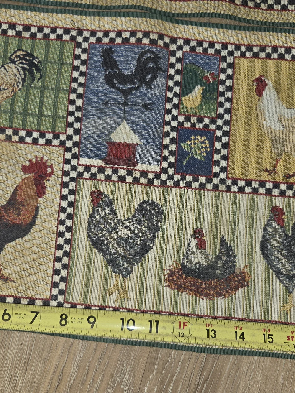 Country Farm Kitchen 4- Tapestry Rooster Place Mats